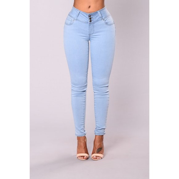 Fashion Nova Denim - Fashion Nova "Round of Applause" Jeans Size 7